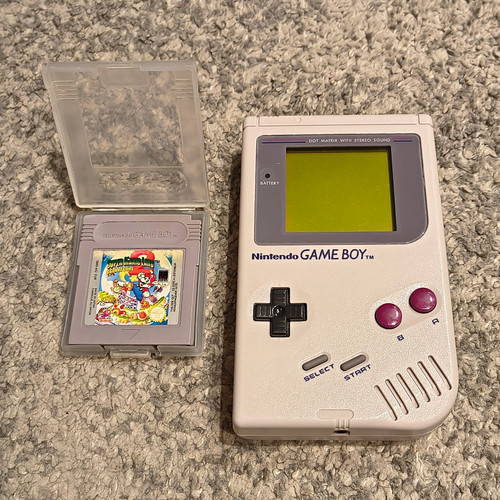 Nintendo game boy - nintendo, grey